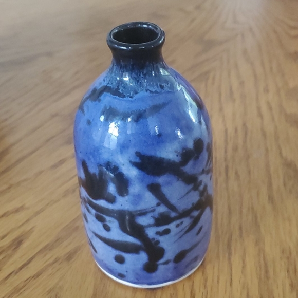 Vintage handmade bud vase - Picture 3 of 4